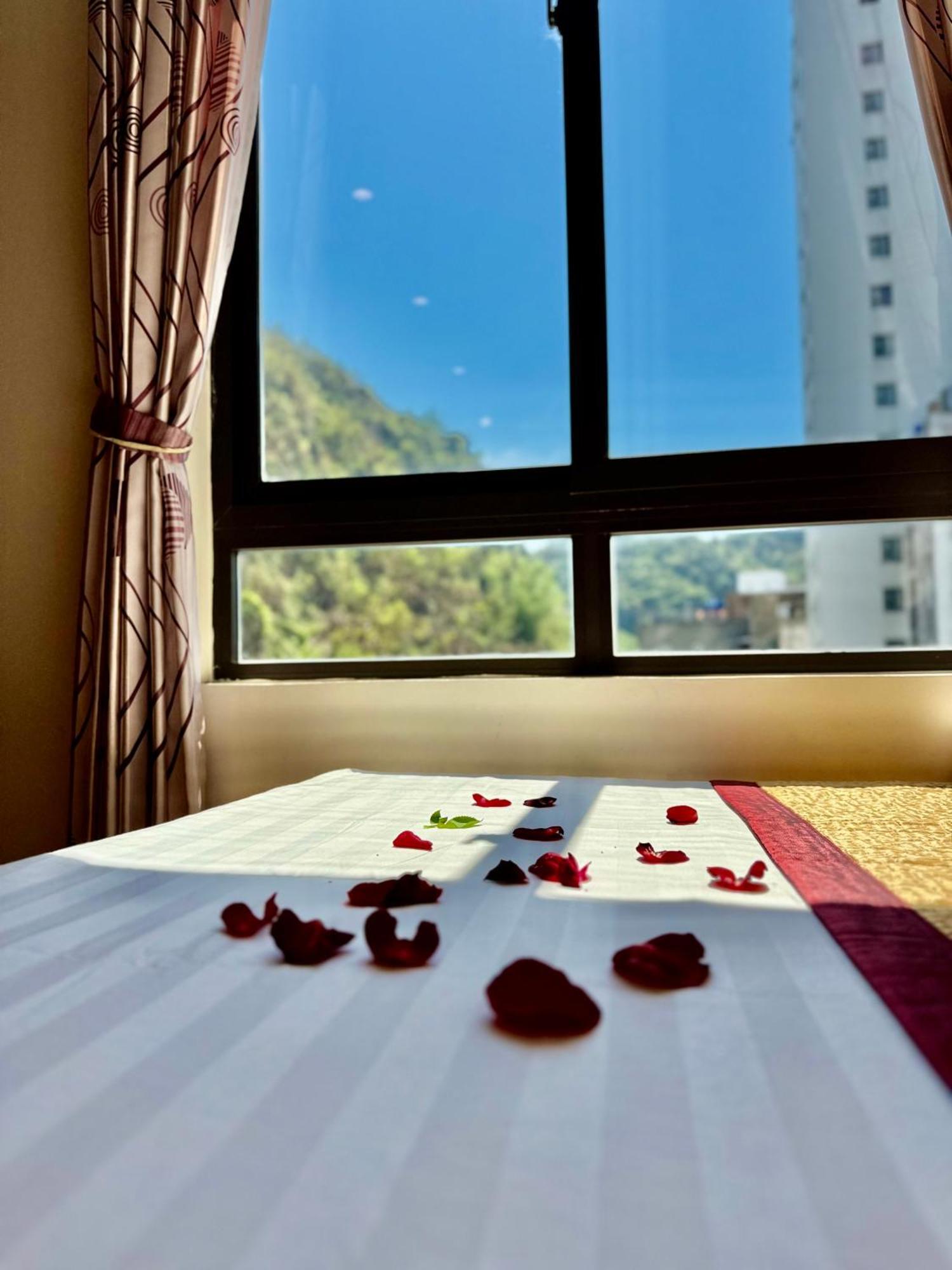 Thang Long Hotel Chan Chau 외부 사진